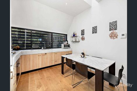 Property photo of 2/15 Irving Avenue Prahran VIC 3181