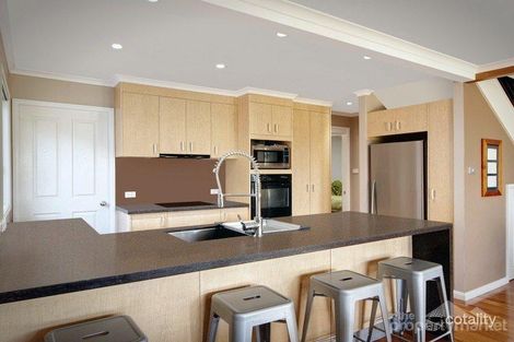 Property photo of 32 Imga Street Gwandalan NSW 2259