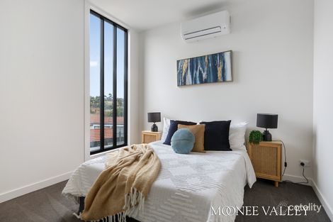 Property photo of 53 Surrey Drive Keilor East VIC 3033