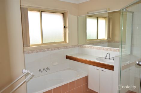 Property photo of 12 Somerset Place Parkinson QLD 4115