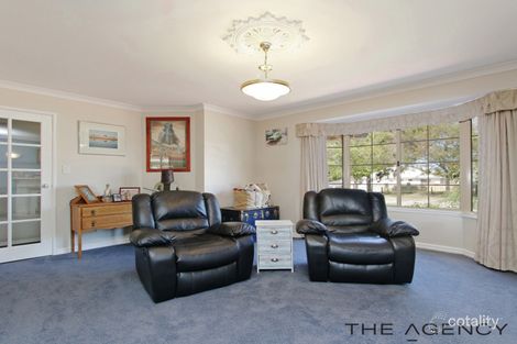 Property photo of 10 The Ramble Canning Vale WA 6155