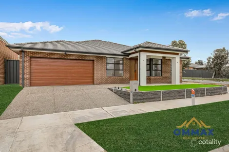 Property photo of 12 Riverside Concourse Cobblebank VIC 3338