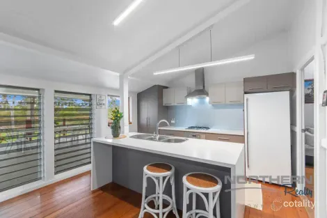 Property photo of 5 Kensei Drive Kelso QLD 4815