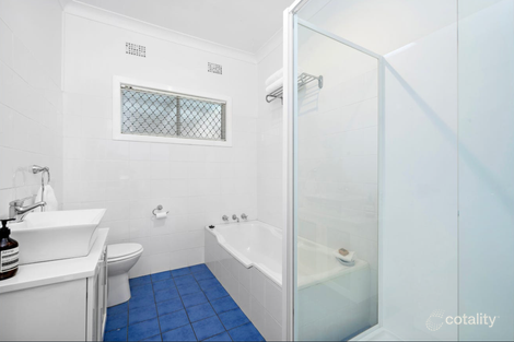 Property photo of 2 Georgina Avenue Keiraville NSW 2500