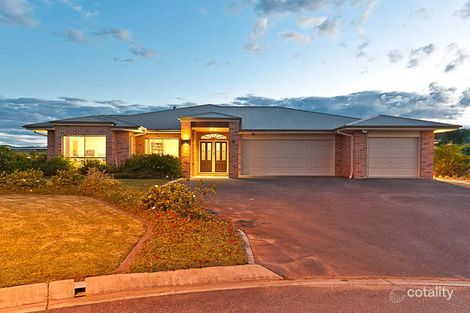 Property photo of 2 Sovereign Way Samford Valley QLD 4520