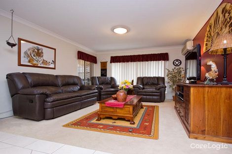 Property photo of 60 Cascade Drive Forest Lake QLD 4078