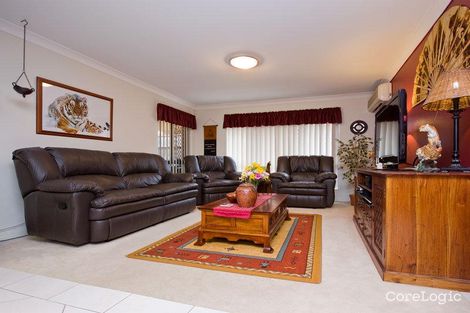 Property photo of 60 Cascade Drive Forest Lake QLD 4078