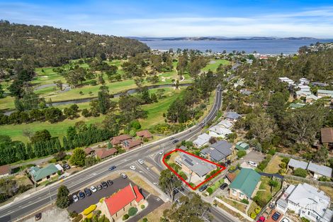 94 Beach Rd, Kingston Beach, TAS 7050