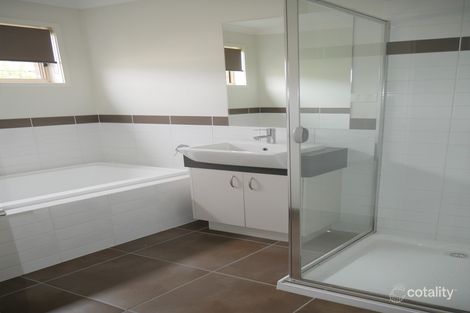 Property photo of 44 Taig Avenue Kialla VIC 3631