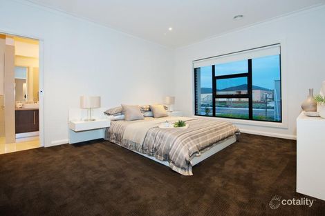 Property photo of 11 Hounslow Drive Wyndham Vale VIC 3024