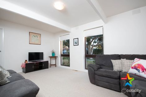 Property photo of 13 Pandora Crescent Croydon South VIC 3136