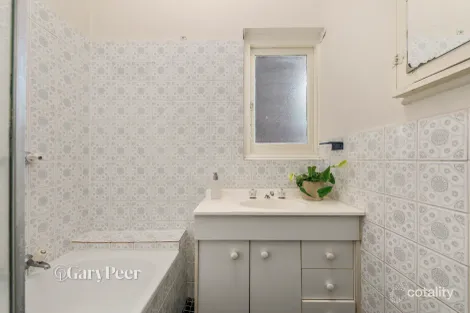 Property photo of 353 Neerim Road Carnegie VIC 3163