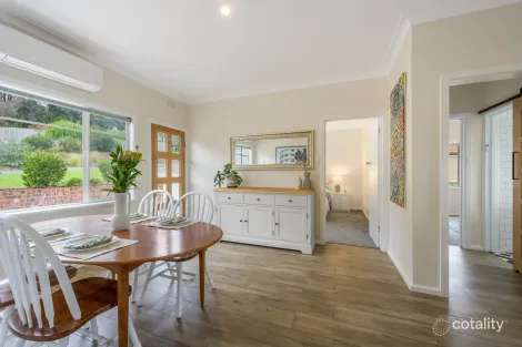 Property photo of 481 Lamport Crescent West Albury NSW 2640