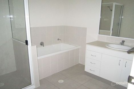 1/12 Coolum Ct, Blacks Beach, QLD 4740