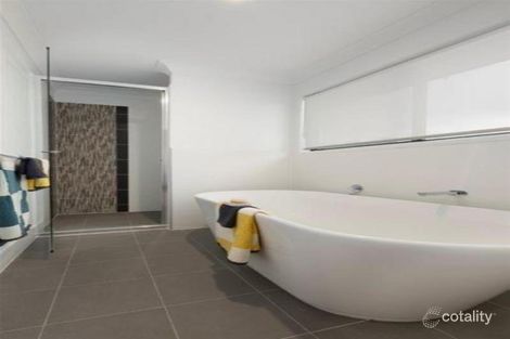 Property photo of 25 Hans Street Upper Coomera QLD 4209
