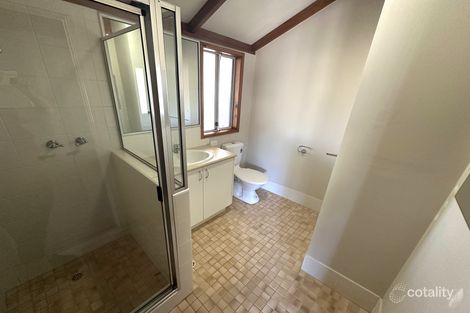 Property photo of 2 Abernethy Grove Seville Grove WA 6112