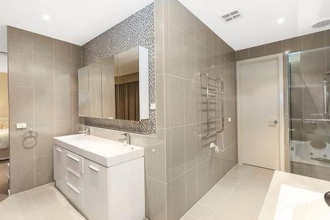 Property photo of 1/8 Kooringa Road Carnegie VIC 3163