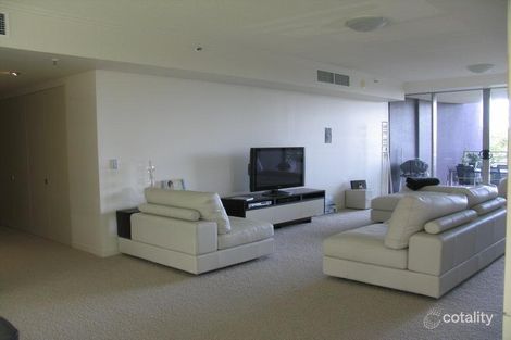 Property photo of 2025/1-21 Lennie Avenue Main Beach QLD 4217