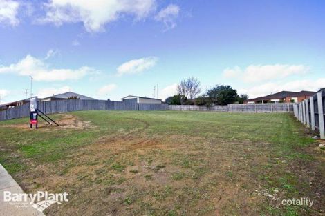 Property photo of 25 Oak Avenue Traralgon VIC 3844