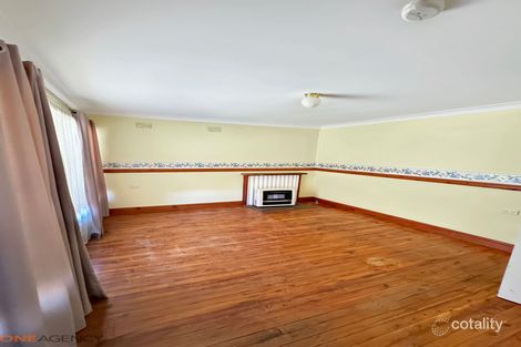 Property photo of 29 Adina Crescent Orange NSW 2800