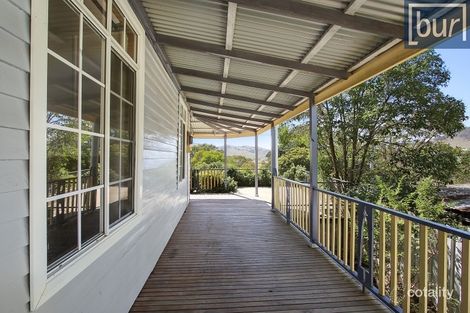 Property photo of 43 Queen Elizabeth Drive Tallangatta VIC 3700