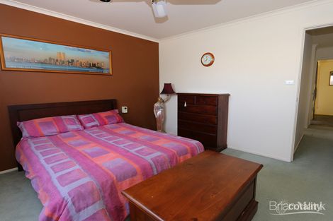 Property photo of 30 Brougham Avenue Wyndham Vale VIC 3024