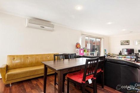 Property photo of 32 Astley Crescent Point Cook VIC 3030