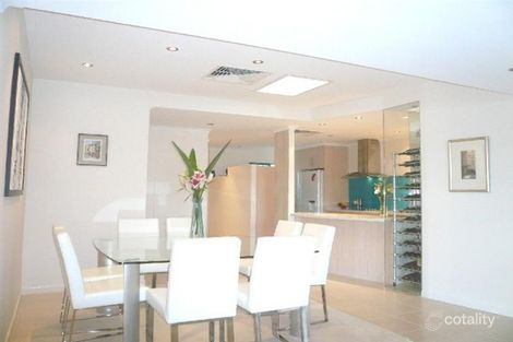 Property photo of 37 Cairns Street Kangaroo Point QLD 4169