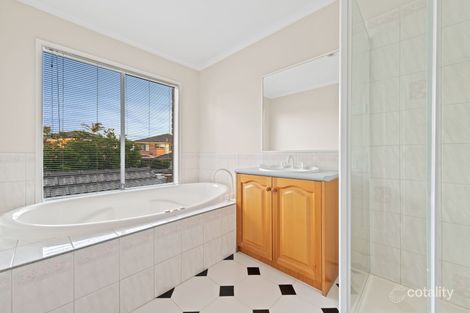 Property photo of 5 Law Court Rowville VIC 3178
