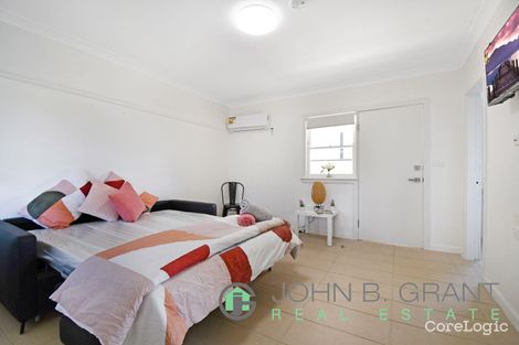 Property photo of 140 Juno Parade Greenacre NSW 2190