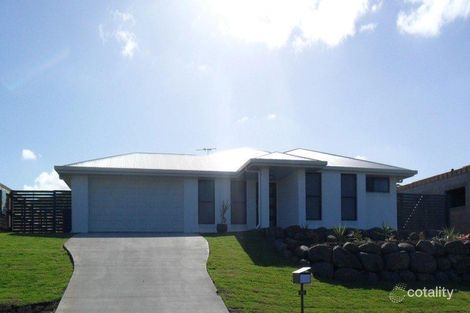 14 Peninsula Pl, Rosslyn, QLD 4703