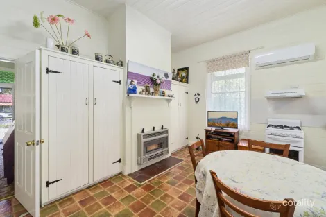 Property photo of 10 Harrison Street Camperdown VIC 3260