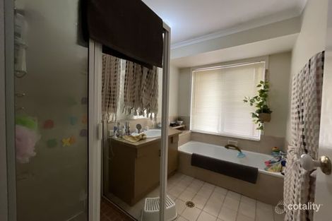 Property photo of 2 Buscall Court Sinnamon Park QLD 4073