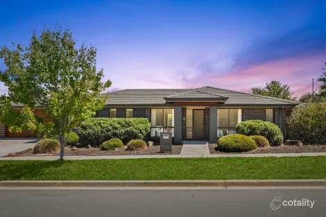 Property photo of 13 Pender Street Casey ACT 2913