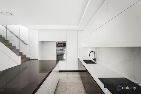 Property photo of 4 Lindsay Place Mount Pritchard NSW 2170