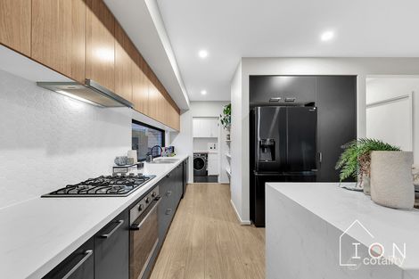 Property photo of 69 Hikari Crescent Cranbourne South VIC 3977
