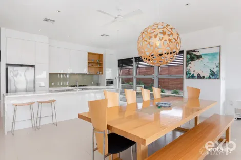 Property photo of 41 North Esplanade Point Boston SA 5607