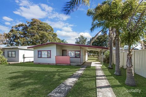 Property photo of 4 Lakeview Avenue Gorokan NSW 2263
