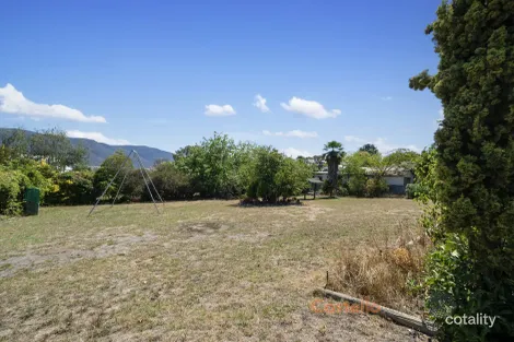 20 Greenham St, Corryong, VIC 3707