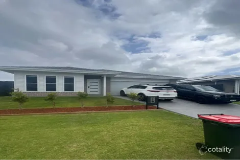 8 Newport Cct, Old Bar, NSW 2430