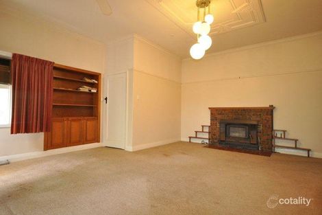 Property photo of 4 Affleck Street Warragul VIC 3820