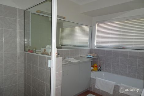 Property photo of 10 Martens Place Brookfield QLD 4069