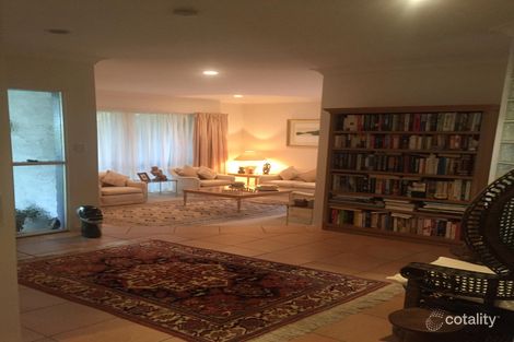 Property photo of 10 Martens Place Brookfield QLD 4069