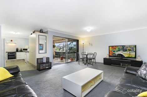 Property photo of 9/8 Nyrang Avenue Palm Beach QLD 4221