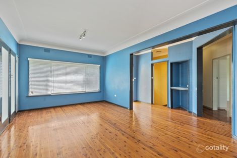 Property photo of 41 Beltana Avenue Mount Austin NSW 2650