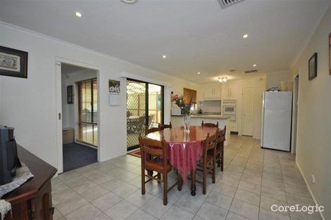 Property photo of 2 Leeds Court Greenvale VIC 3059