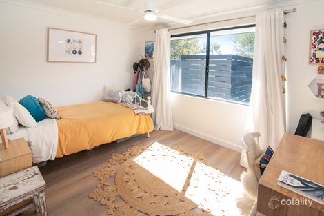 Property photo of 52 Spindrift Cove Quindalup WA 6281