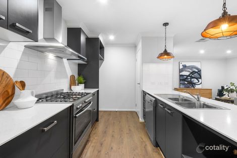 Property photo of 53 Noosa Circuit Armstrong Creek VIC 3217