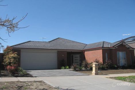 Property photo of 10 Lauderdale Drive Craigieburn VIC 3064