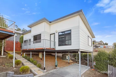 Property photo of 2/10 Ironbark Drive Claremont TAS 7011